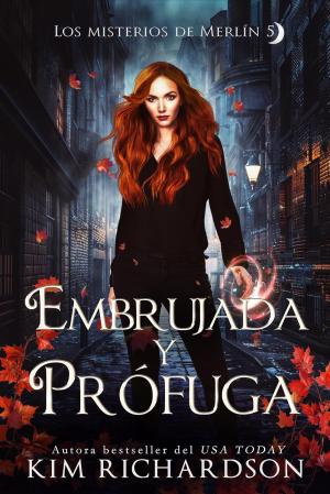 Portada de EMBRUJADA Y PRÓFUGA